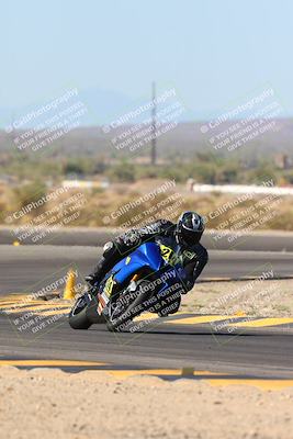 media/Oct-20-2024-CVMA (Sun) [[d4a3dff211]]/Race 3-Amateur Supersport Middleweight/